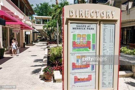 merrick park stores directory.